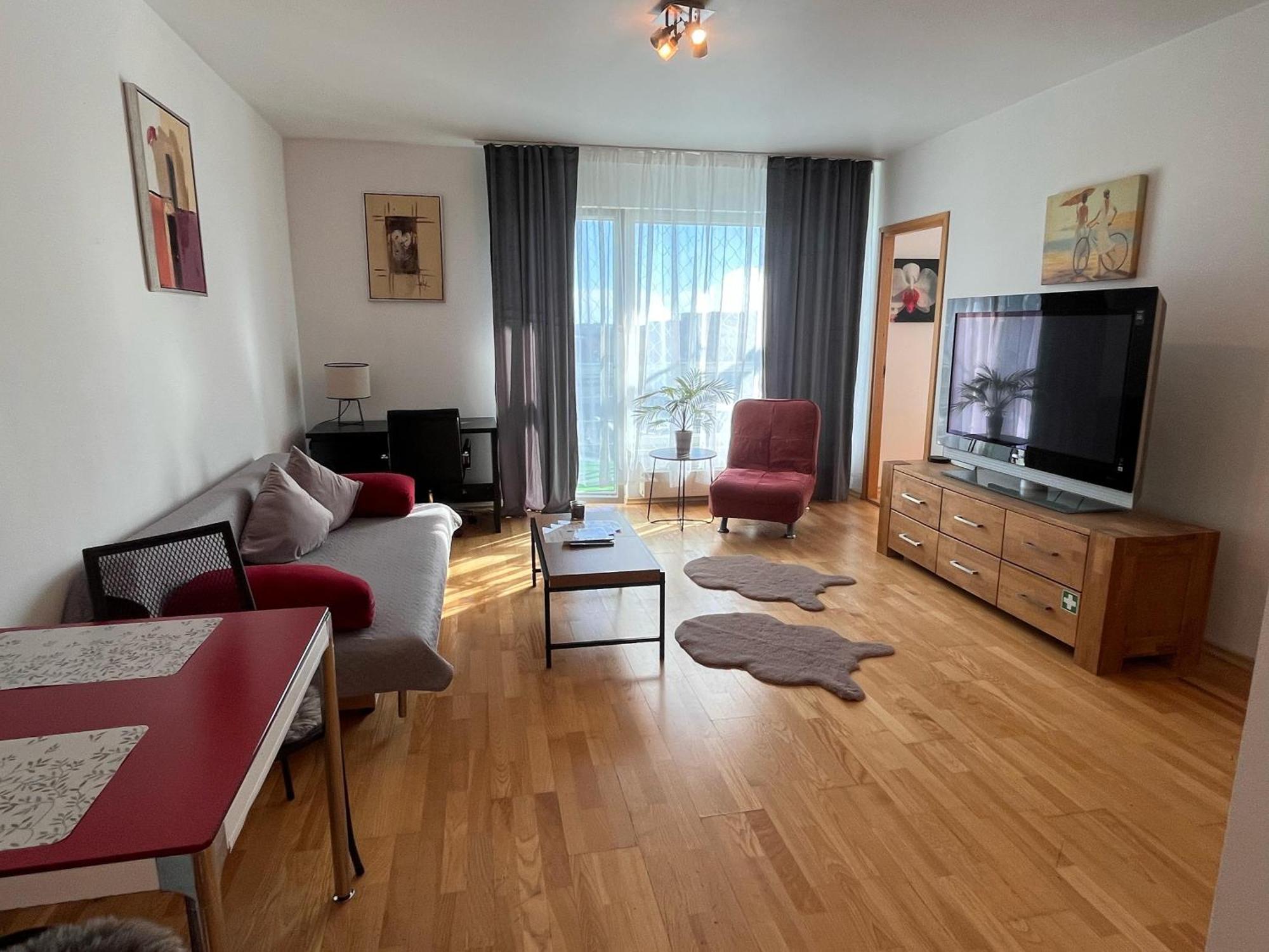 Appartement Cozy 3-room Penthouse In The Very Heart Of