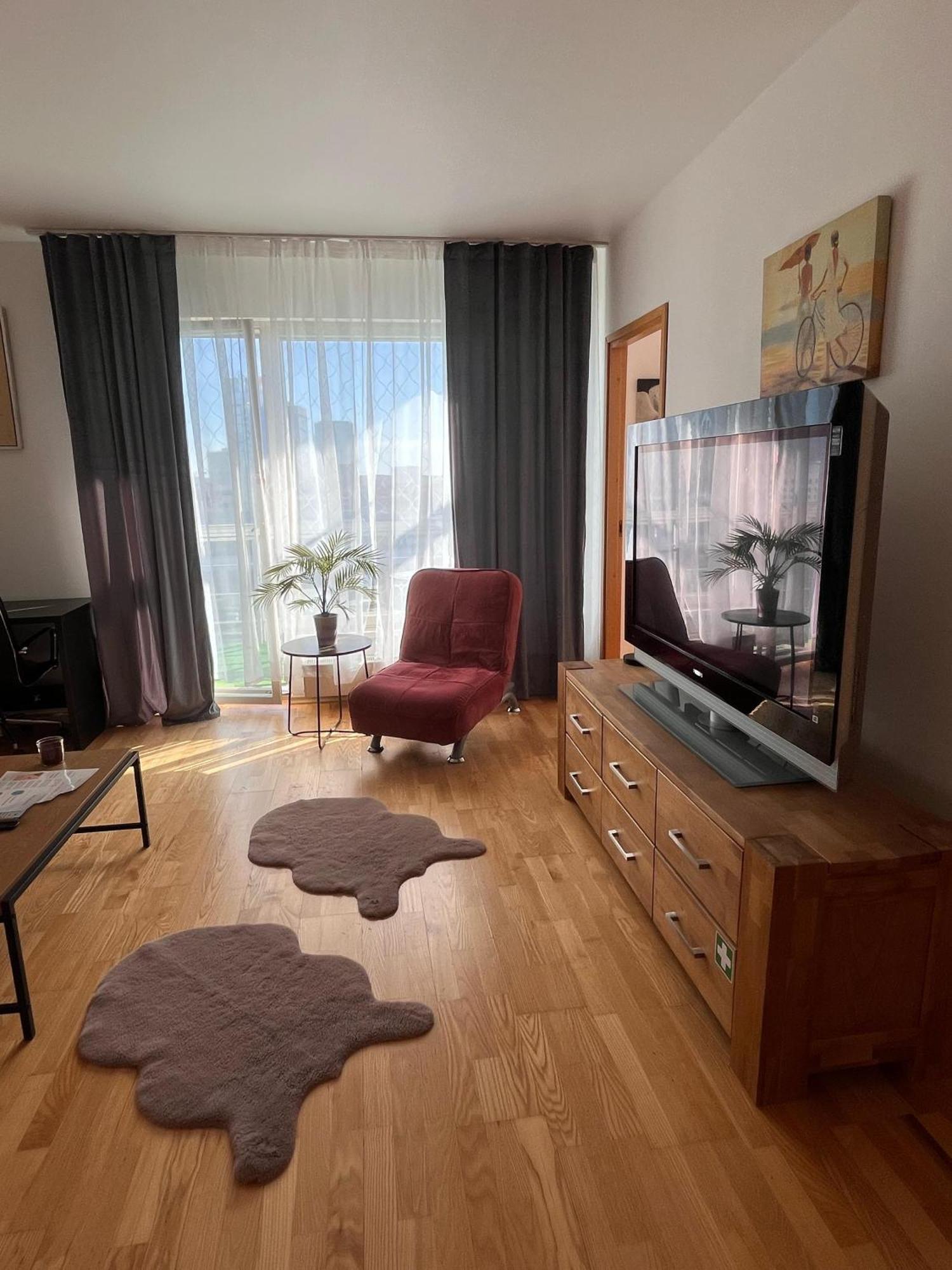 Cozy 3-room Penthouse In The Very Heart Of